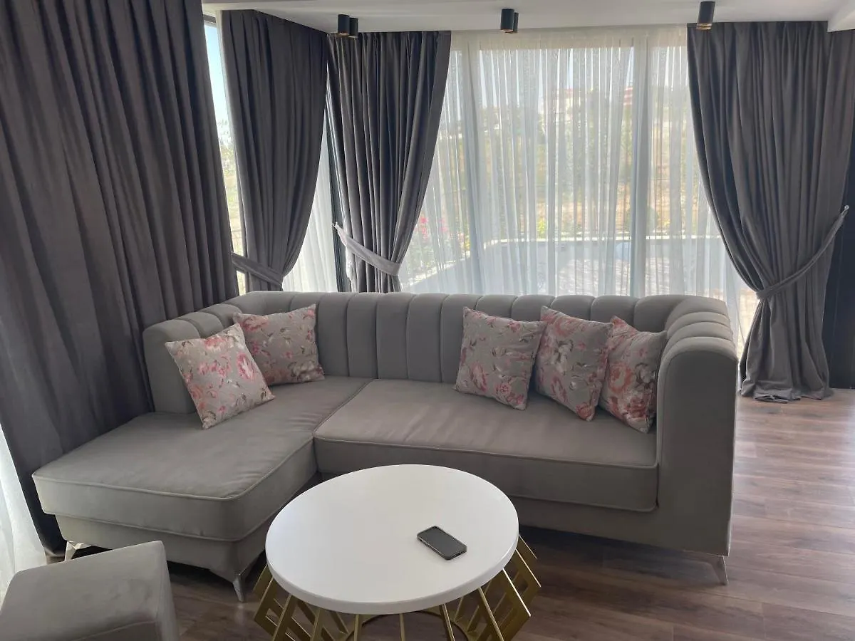 شقة Perla Luxury Penthouse تيرانا 0*,